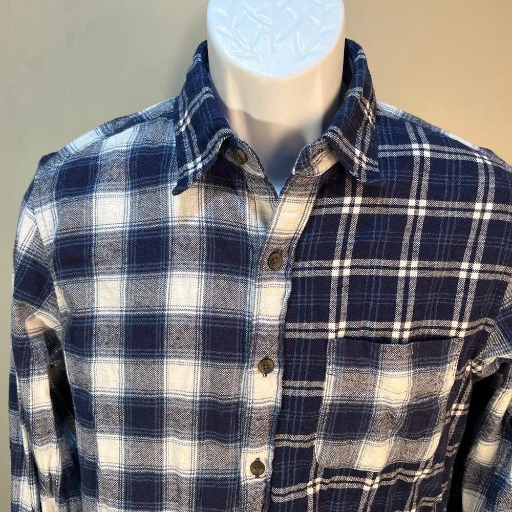 👔 J.Crew Men's Flannel Shirt S White Blue Block Print Long Sleeve EUC ✨